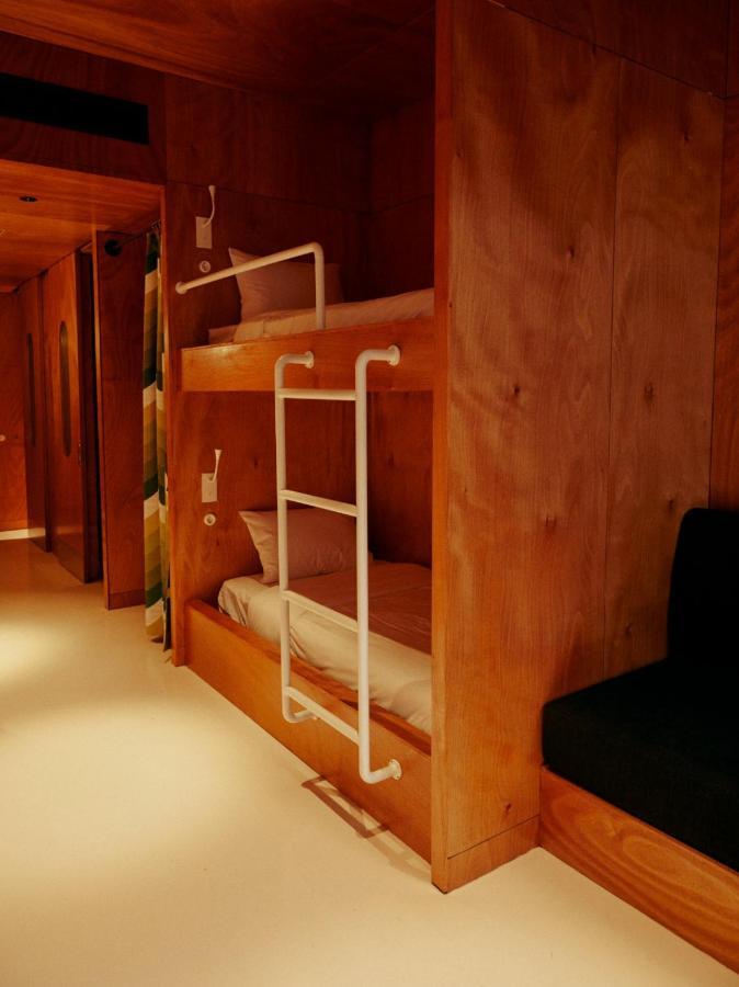 Rooms Hotel Батумі Екстер'єр фото