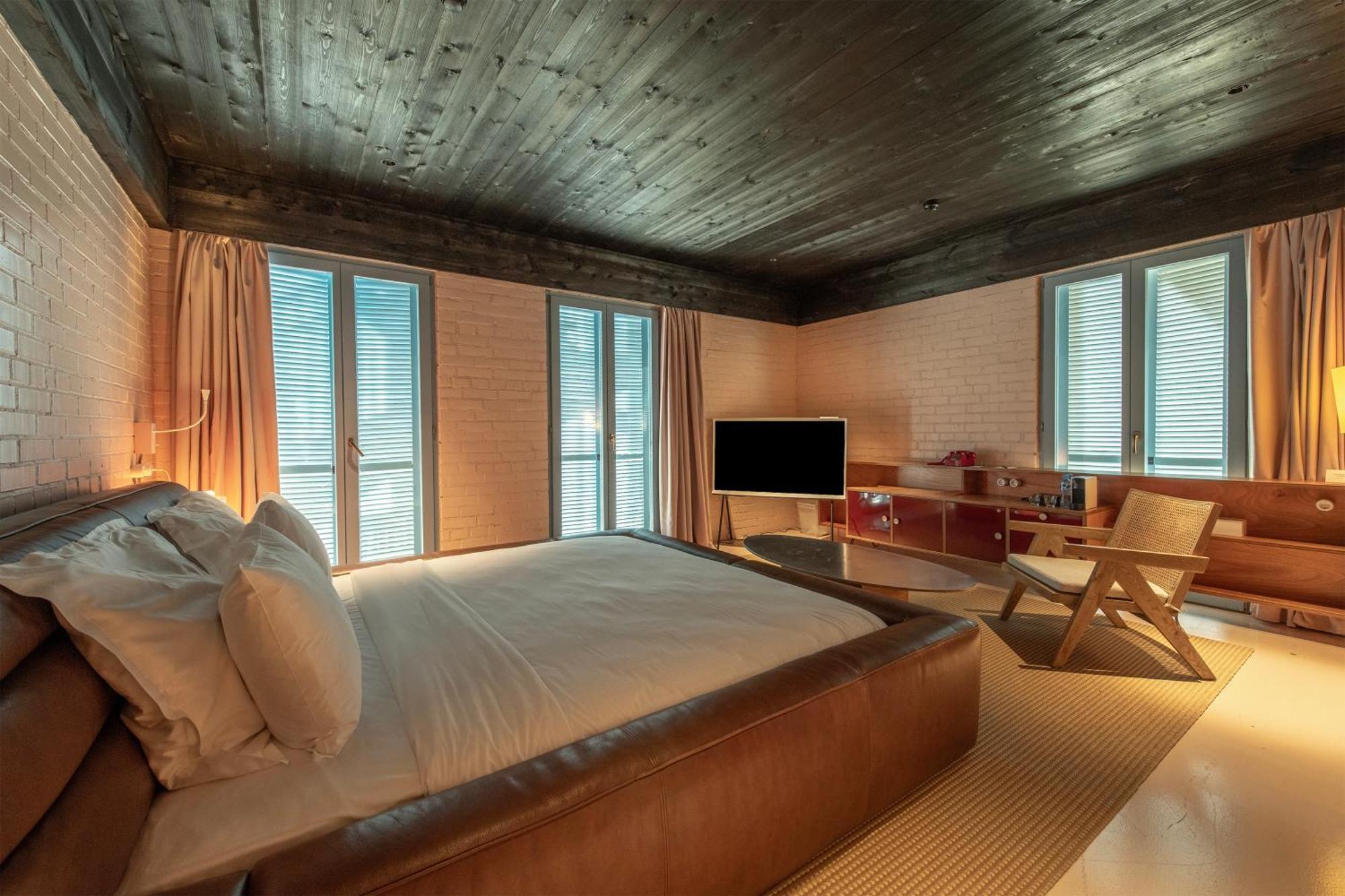 Rooms Hotel Батумі Екстер'єр фото
