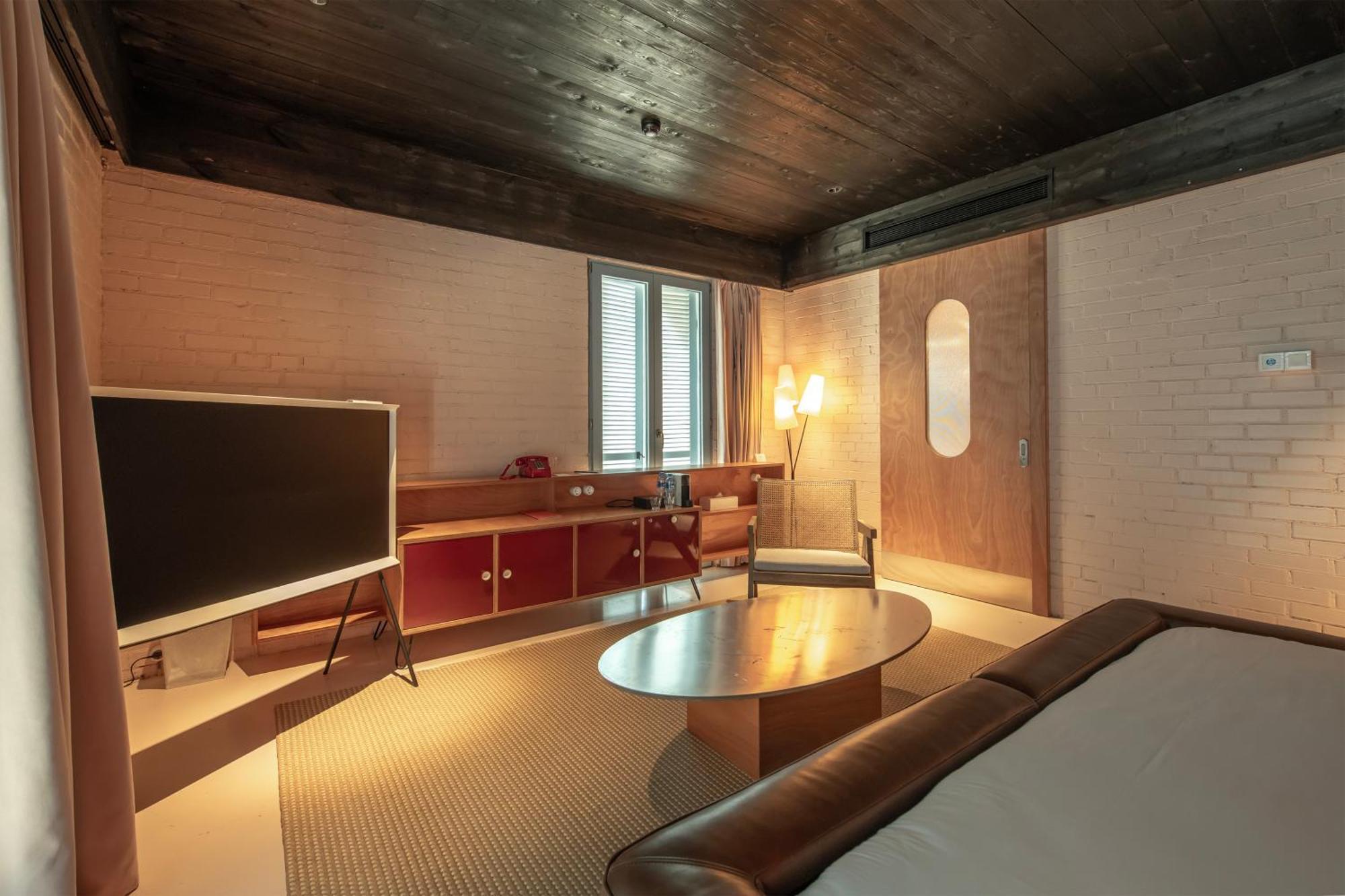 Rooms Hotel Батумі Екстер'єр фото